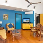Dreamcatcher Beach-Side Apartments