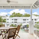Poolview Dual-Key Studio & Br 79 At Portsea