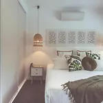 Villa Sorrento - Luxury Holiday Home