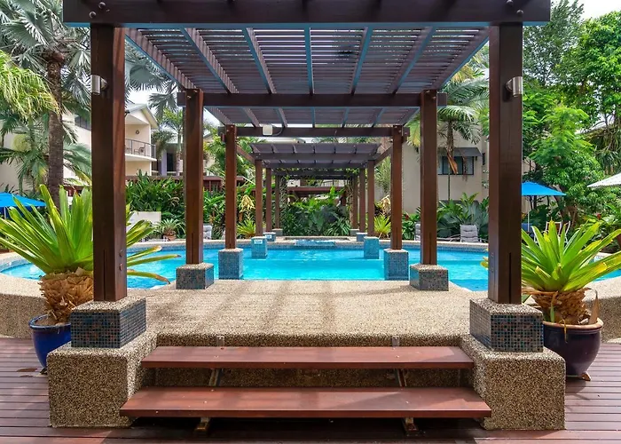 Seascape Holidays At 30 Tropic Style