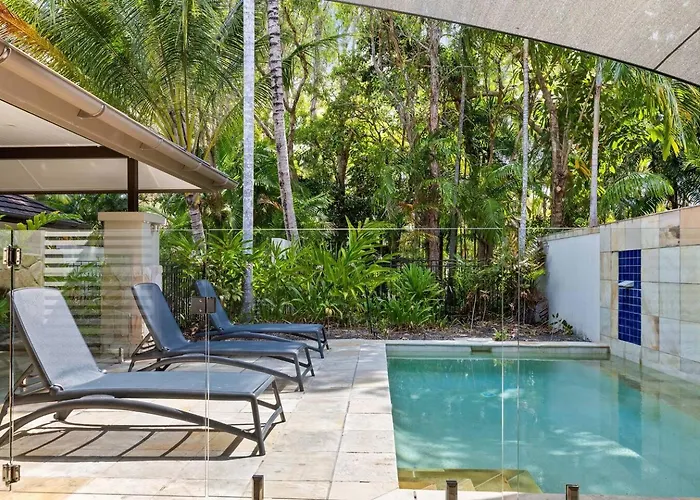 The Plunge Pool Residence - Private Resort Living