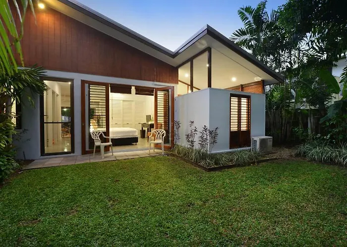 1/48 Garrick Street - Beach House Close To Town