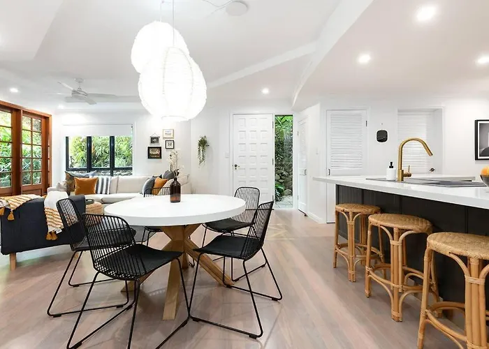 The Point Apartment No.3 - Executive 3 Bedroom Apartment In Town