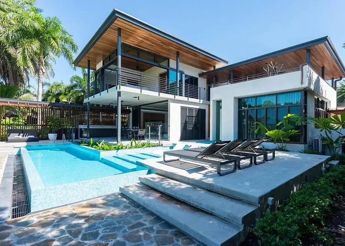 8 Beachfront Mirage