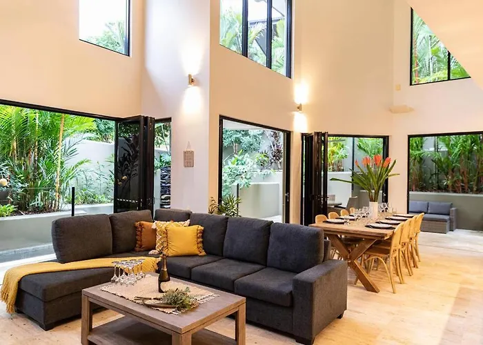 Villa Amalfi - Port Douglas