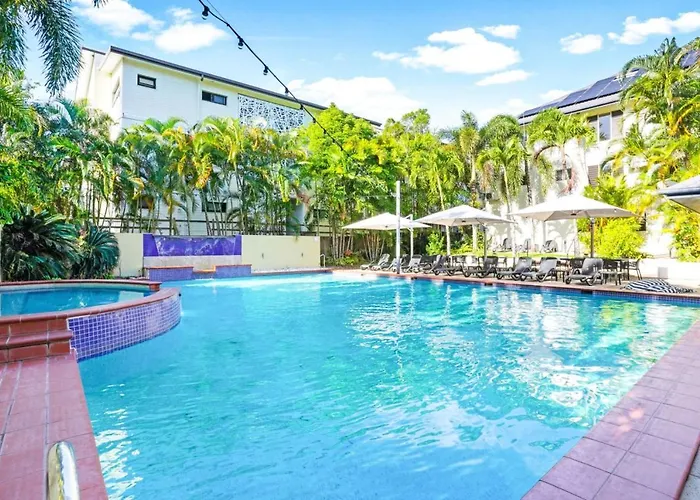 12 Central Plaza Port Douglas