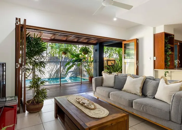 Savannah Villa Elua