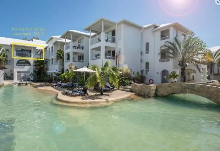 Poolview Dual-Key Studio & Br 79 At Portsea