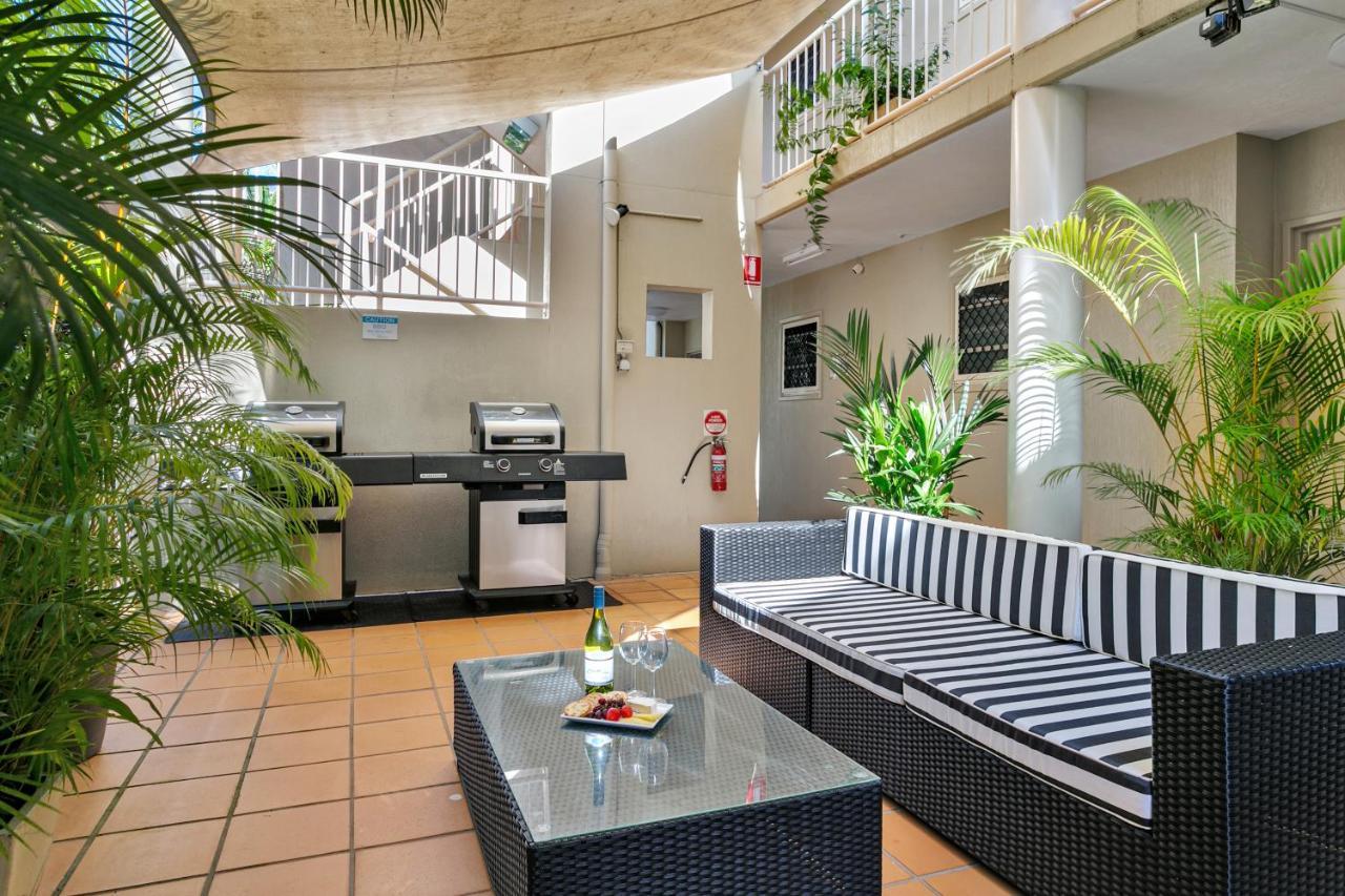 - Adults Only Oasis Port Douglas
