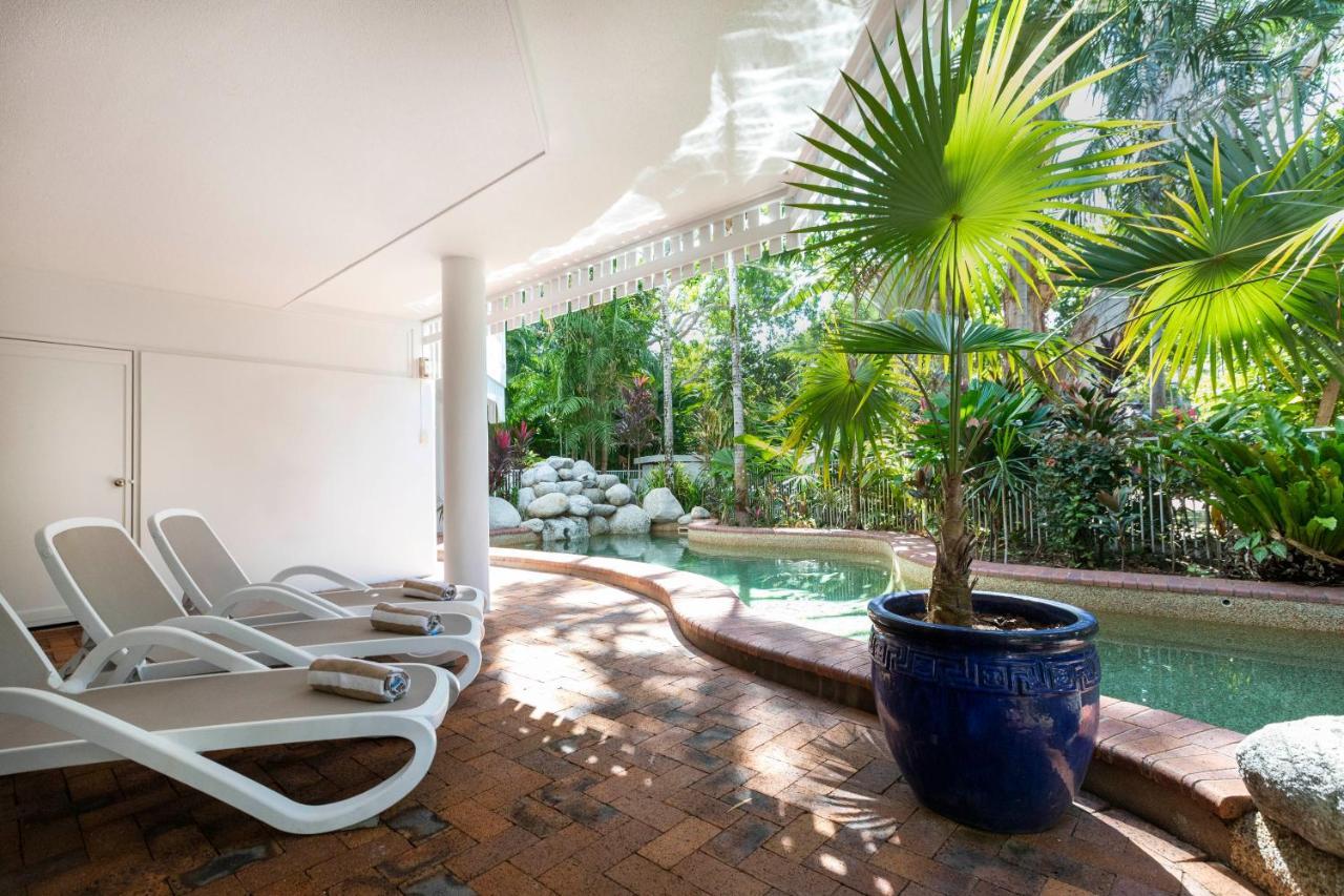 The White House Aparthotel Port Douglas