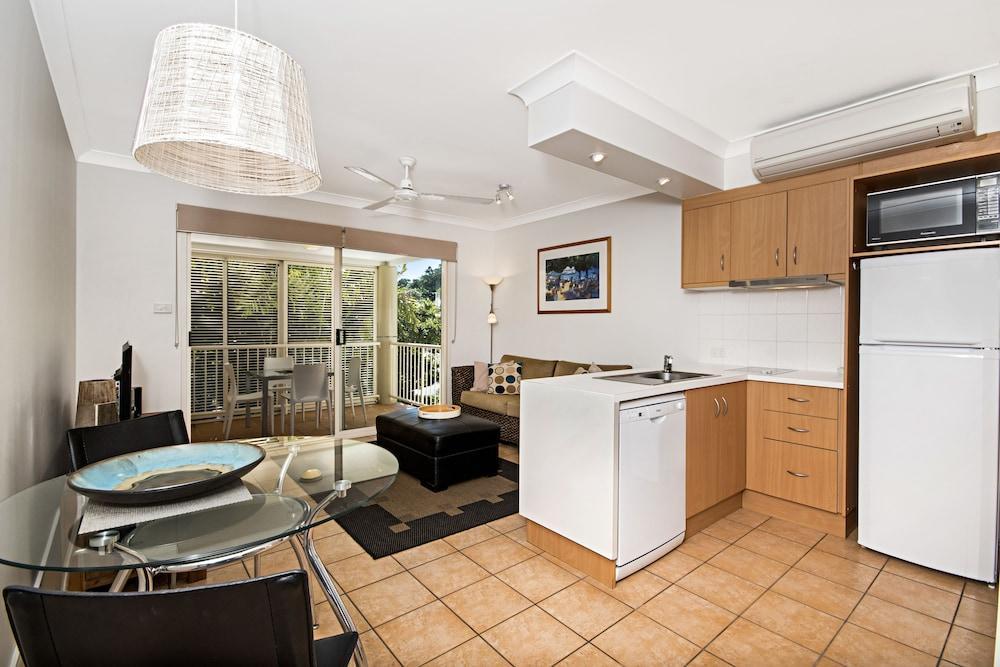 - Adults Only Oasis Aparthotel 4*