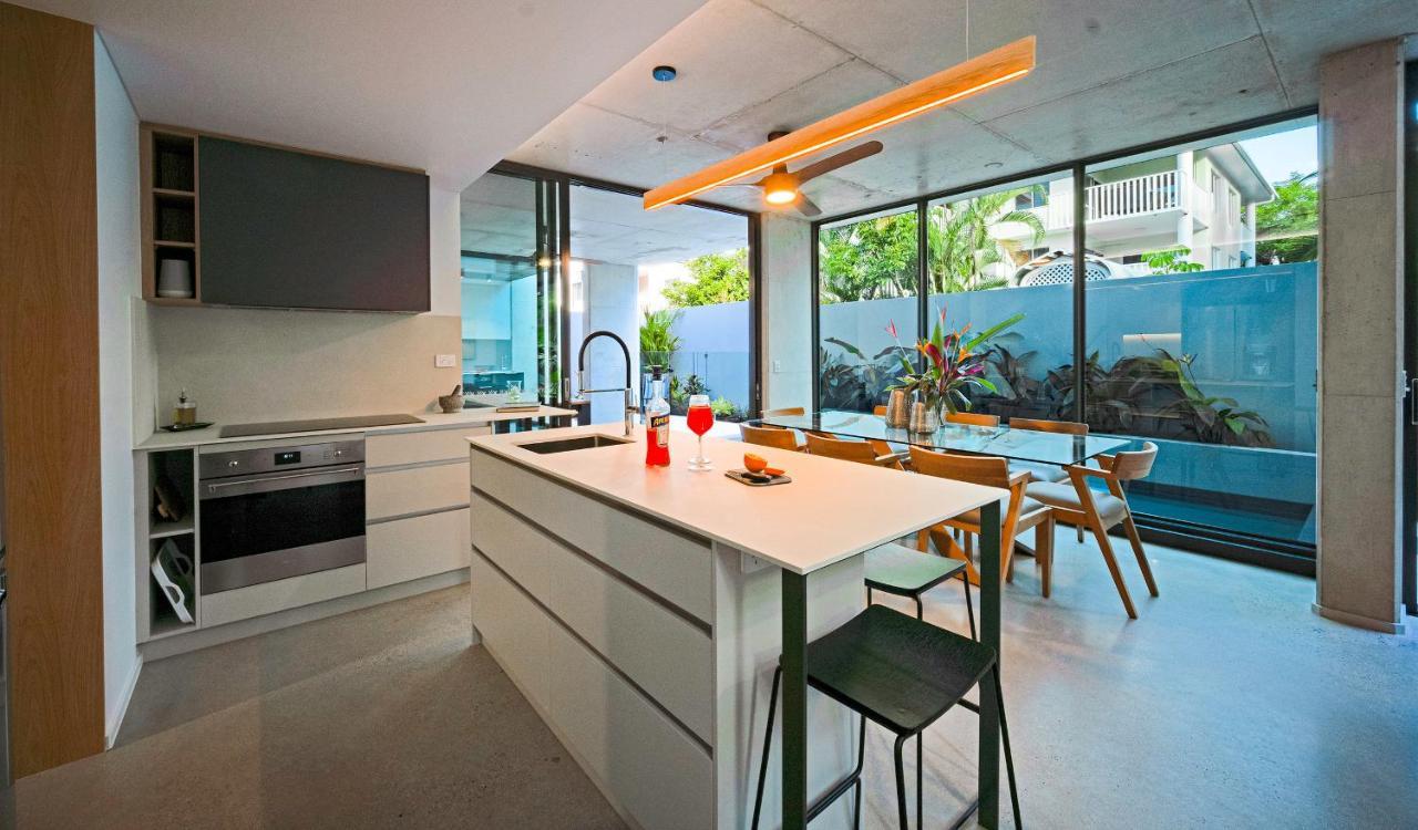 Aria - 1 Port Douglas