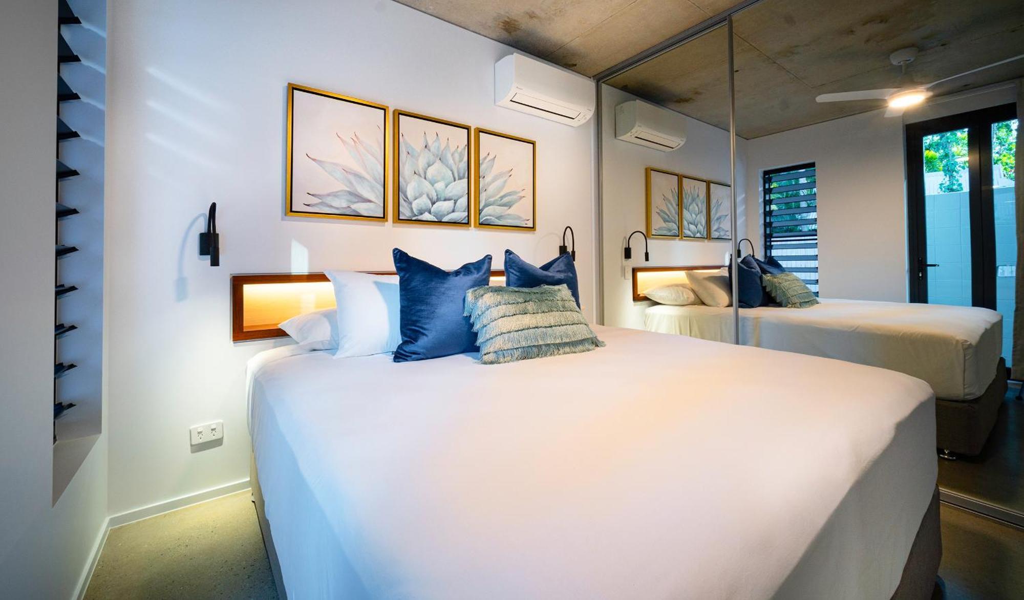 Aria - 1 * Port Douglas