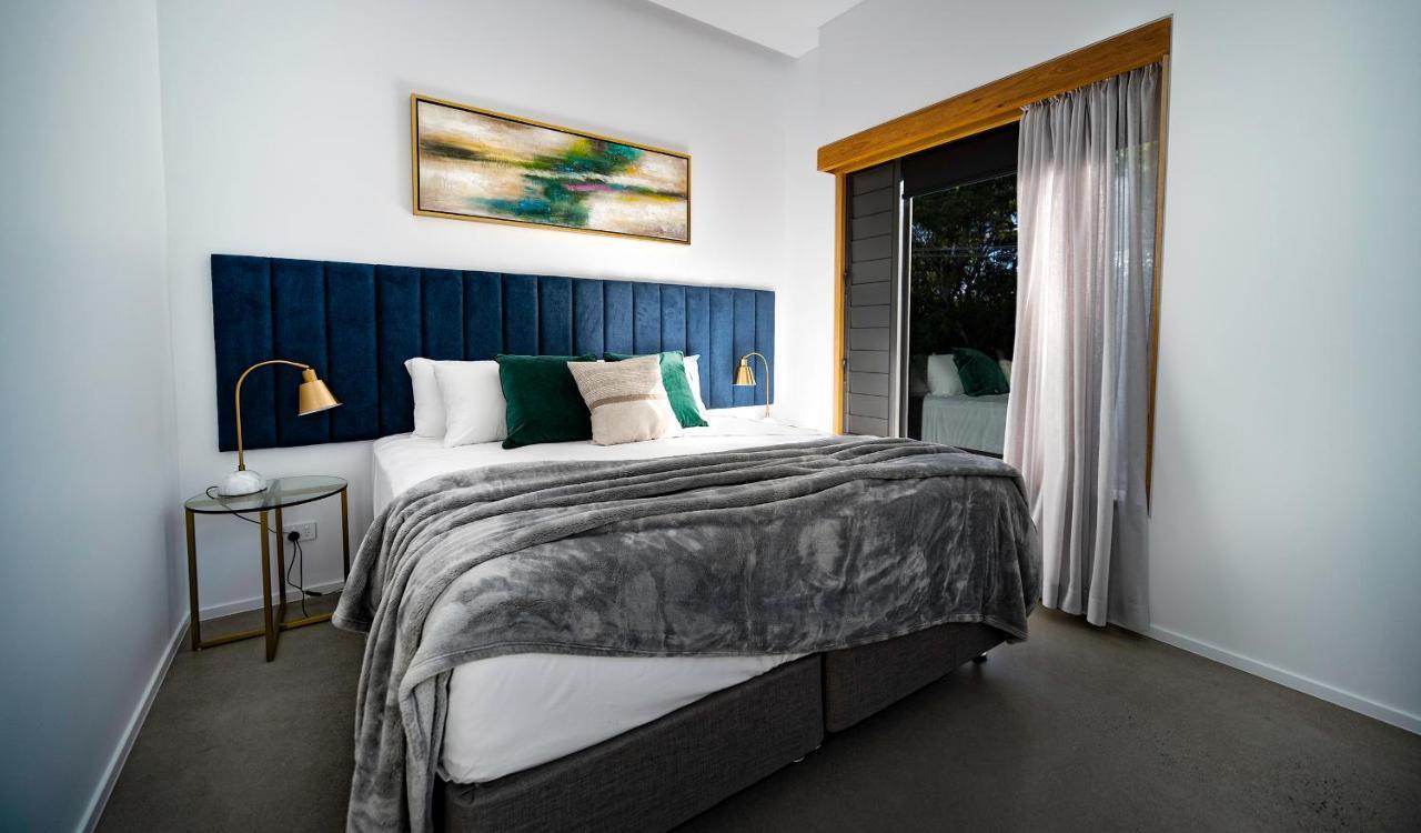 Aria - 1 * Port Douglas