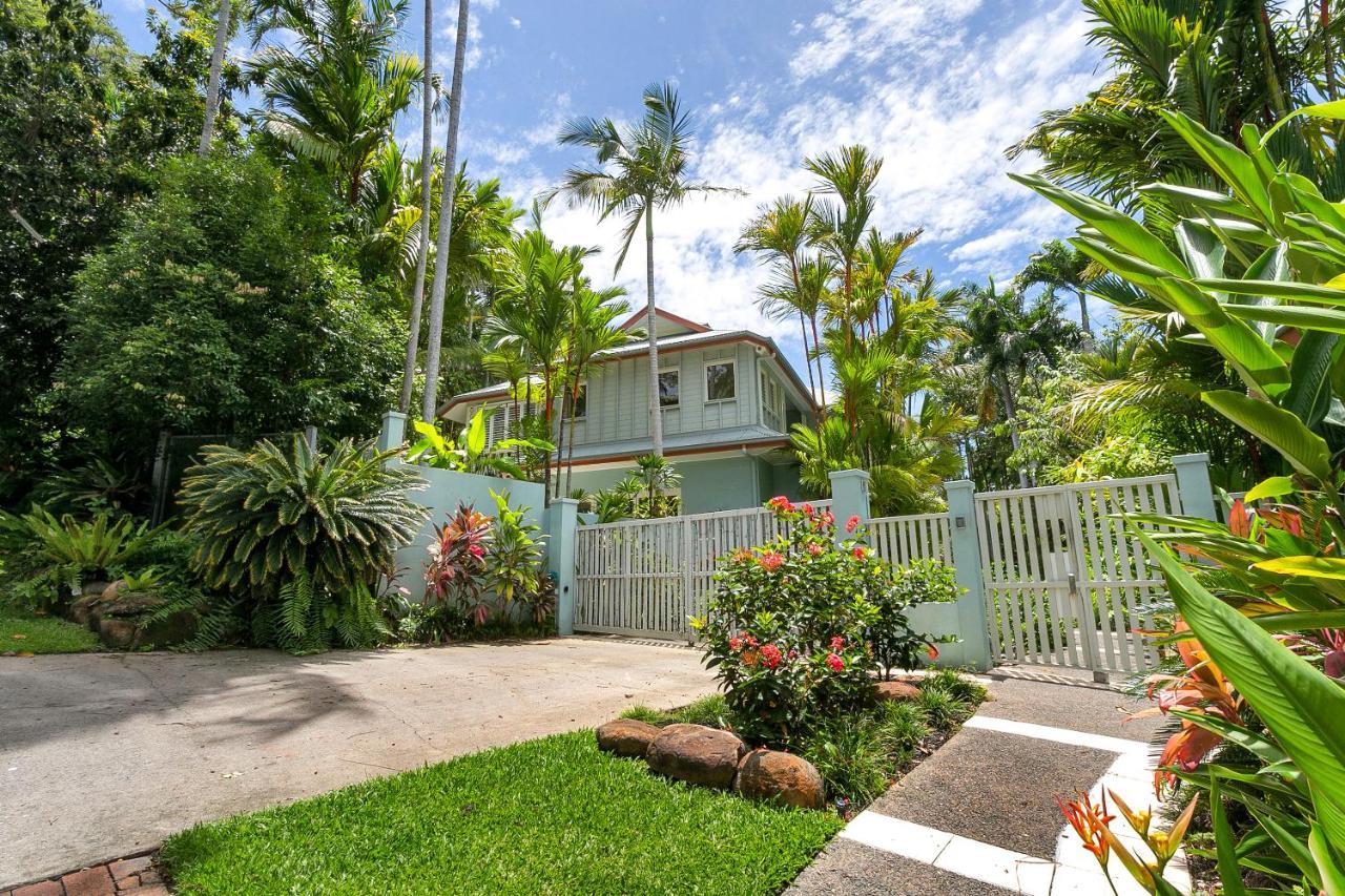Seascape Holidays On Murphy Street Port Douglas