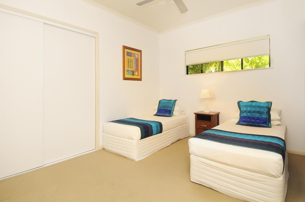 Nautilus Aparthotel 4*