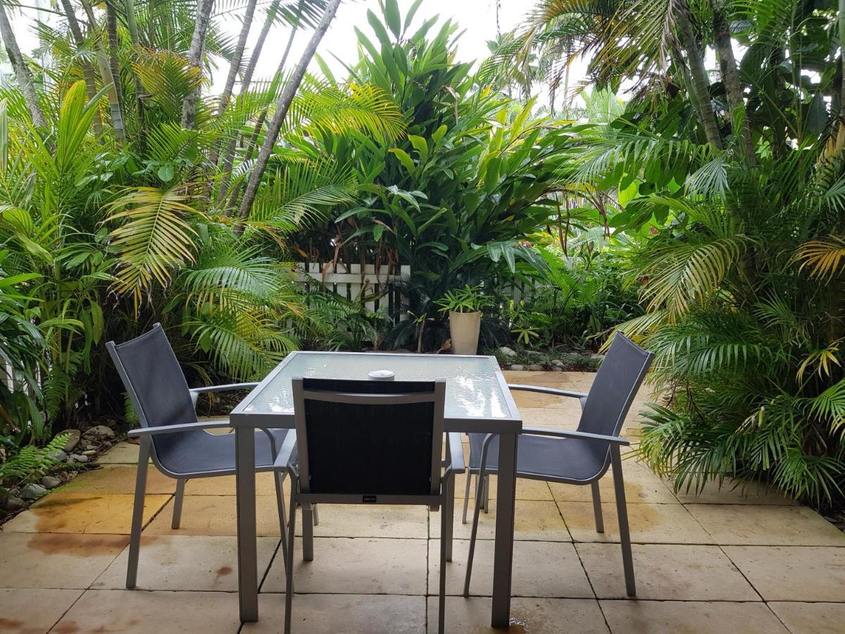 Coral Sea Aparthotel