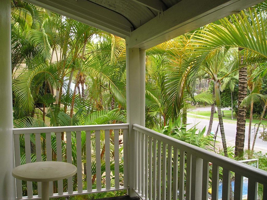 Coral Sea Aparthotel