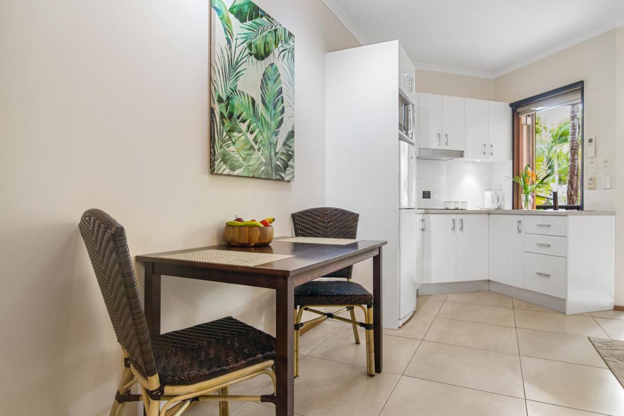 Hibiscus 10 ~ Fabulous Location Apartment Port Douglas