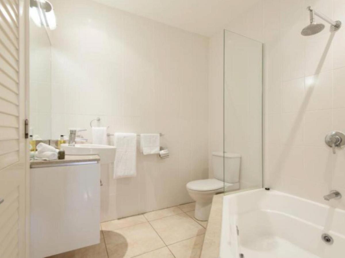 6 Templemoon * Port Douglas