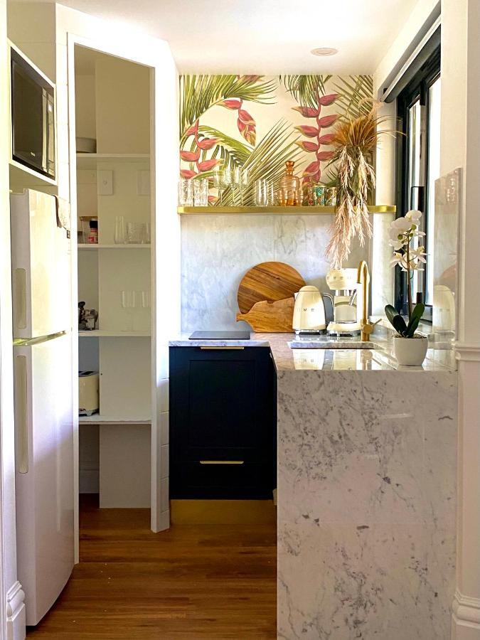 Ultima- Unique Elegance In Apartment