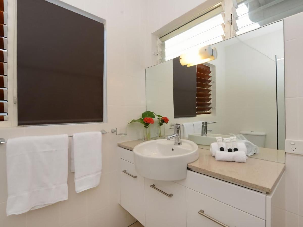 7 Templemoon * Port Douglas