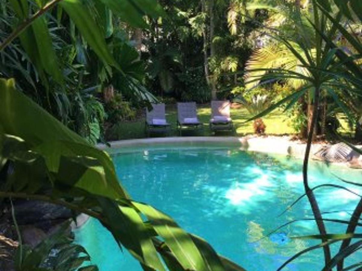 8 @ Sands * Port Douglas