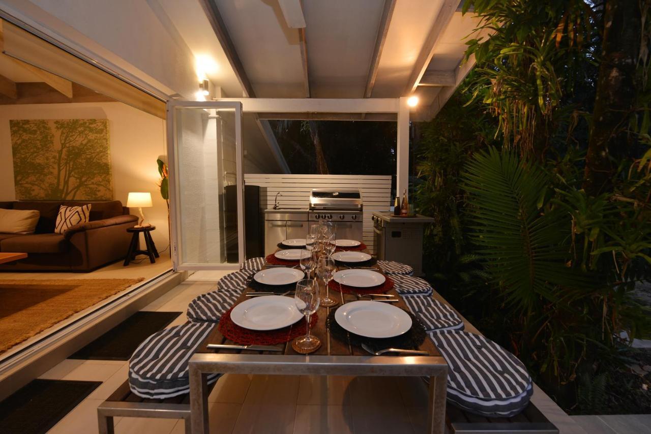 Holiday home Pavilions In The Palms Heated Pool Short Path To Five Bedrooms Sleeps 14 *