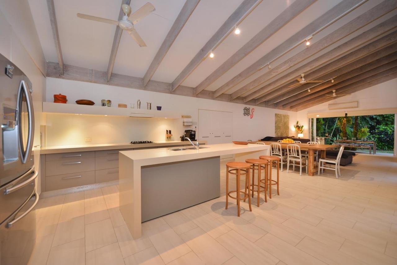 Pavilions In The Palms Heated Pool Short Path To Five Bedrooms Sleeps 14 Port Douglas