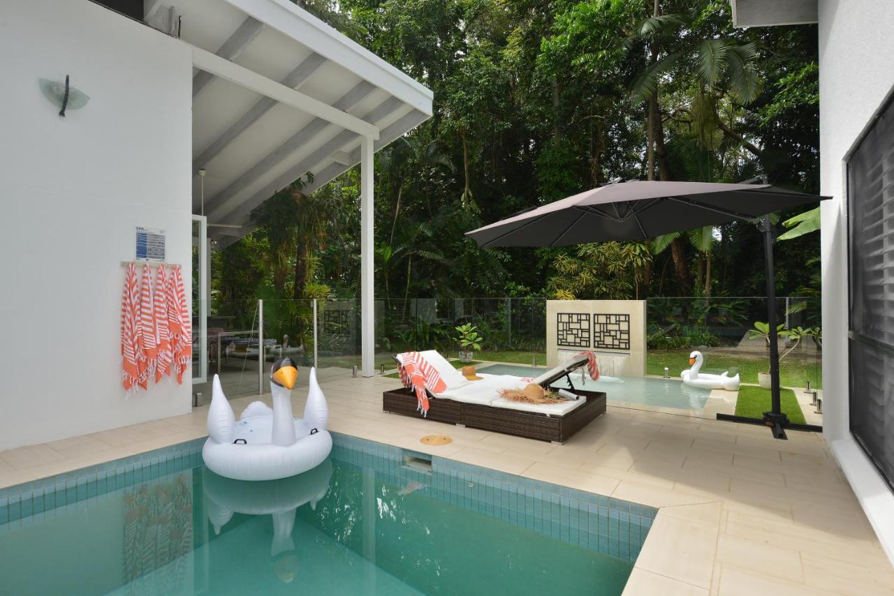 Pavilions In The Palms Heated Pool Short Path To Five Bedrooms Sleeps 14 Holiday home