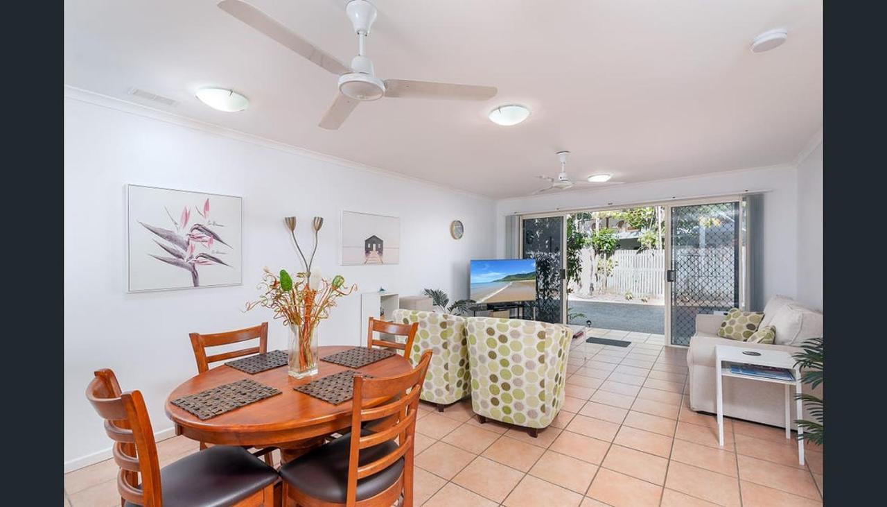 Modern 2 Bedroom Townhouse - Four Mile Escapes Holiday home *