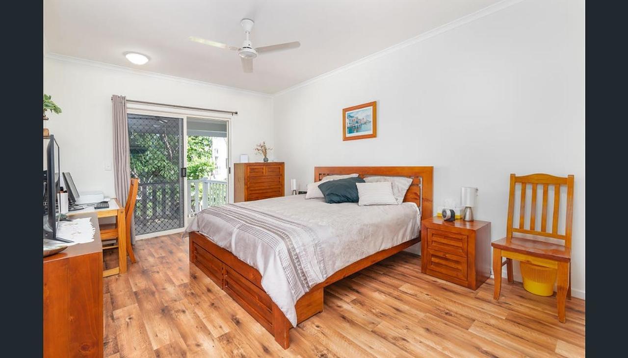Holiday home Modern 2 Bedroom Townhouse - Four Mile Escapes