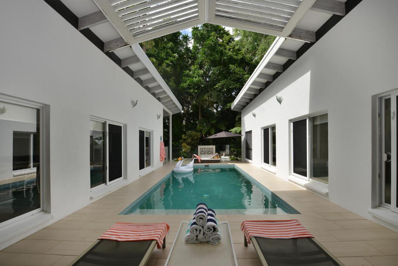 Pavilions In The Palms Heated Pool Short Path To Five Bedrooms Sleeps 14