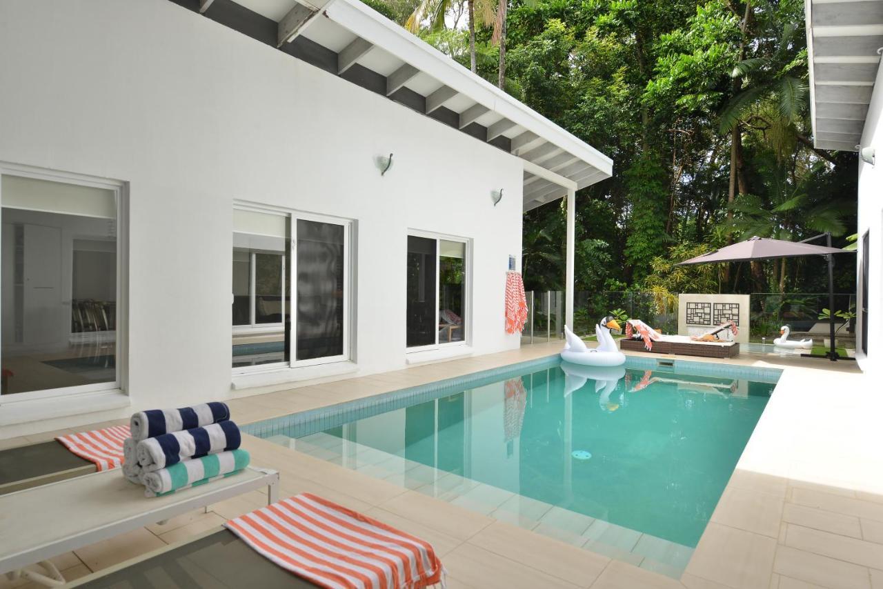 Pavilions In The Palms Heated Pool Short Path To Five Bedrooms Sleeps 14 Port Douglas
