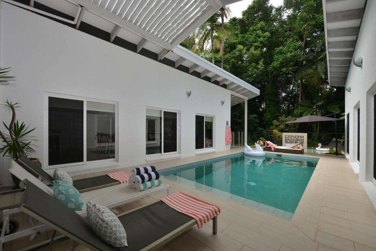 Holiday home Pavilions In The Palms Heated Pool Short Path To Five Bedrooms Sleeps 14 *