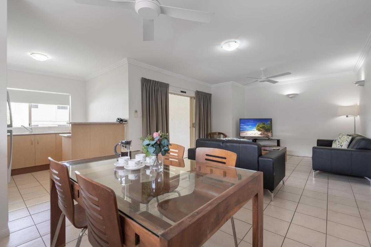 Plaza Port Douglas