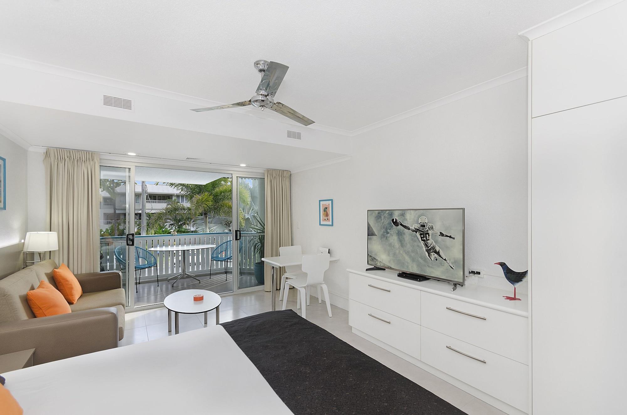 Aparthotel By The Sea Port Douglas