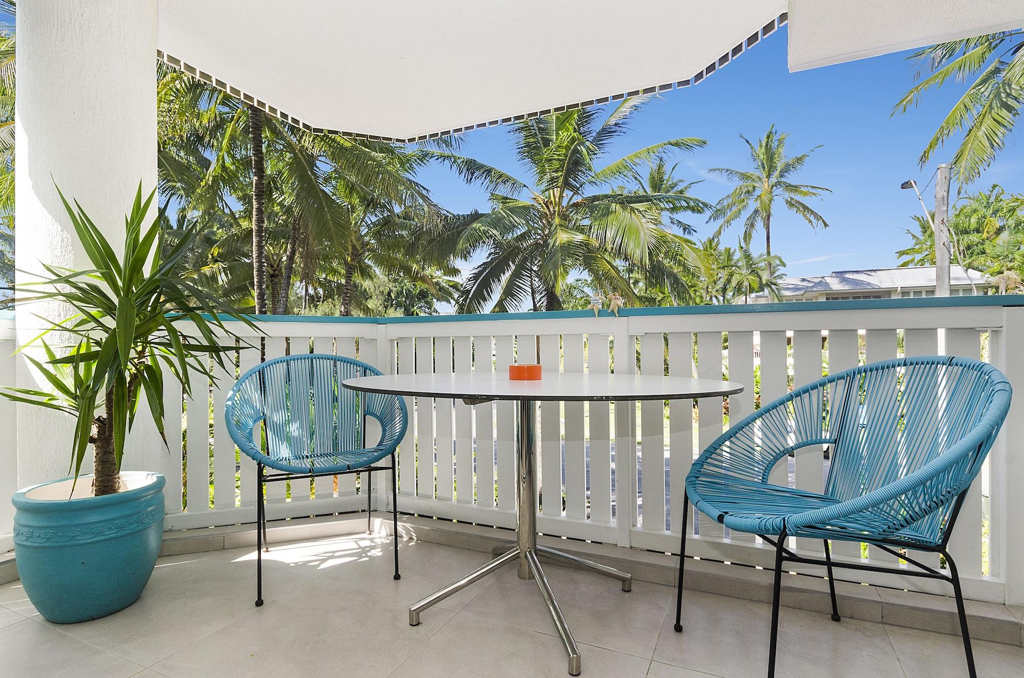 Aparthotel By The Sea Port Douglas
