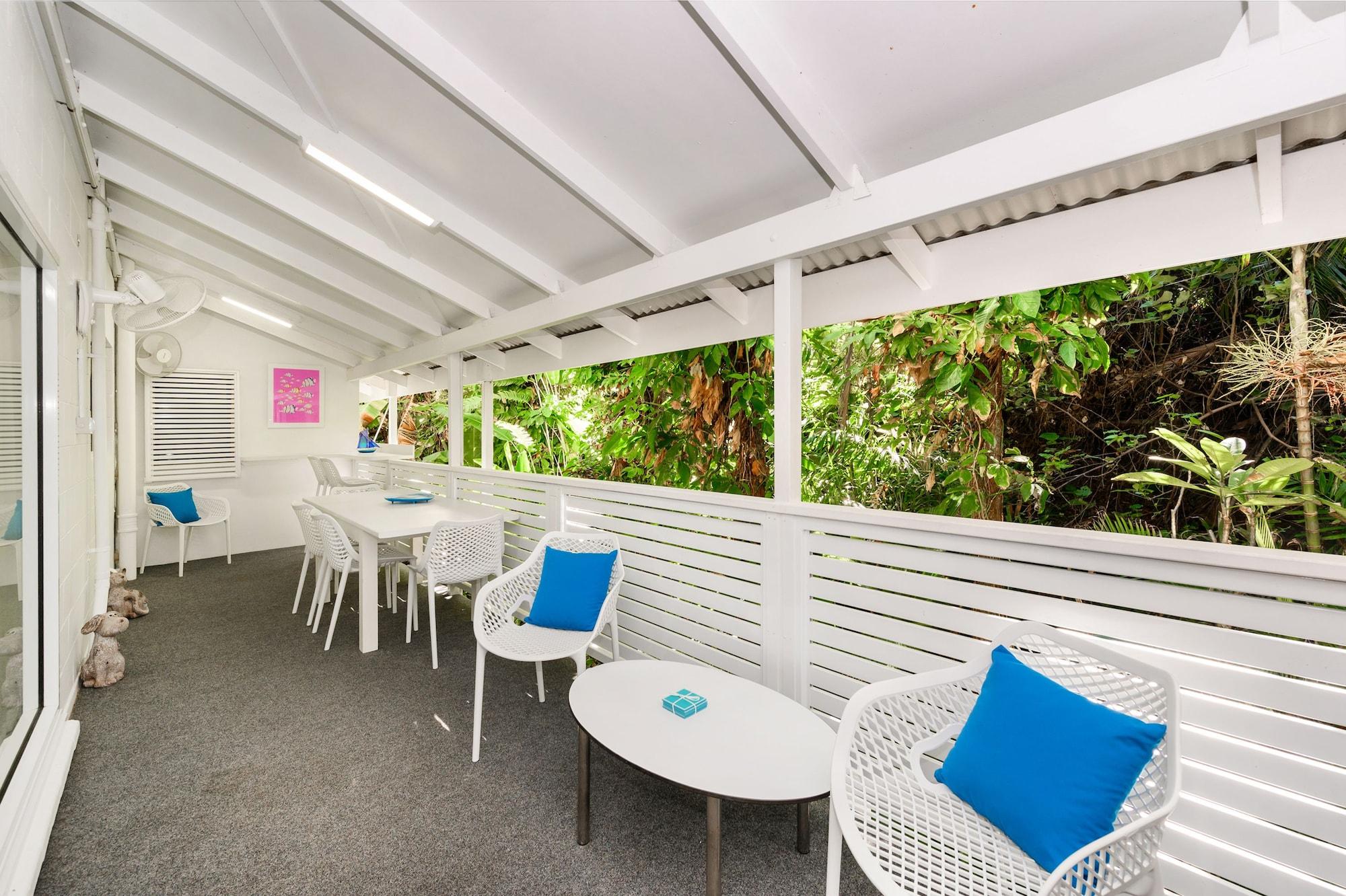 By The Sea Aparthotel 4*