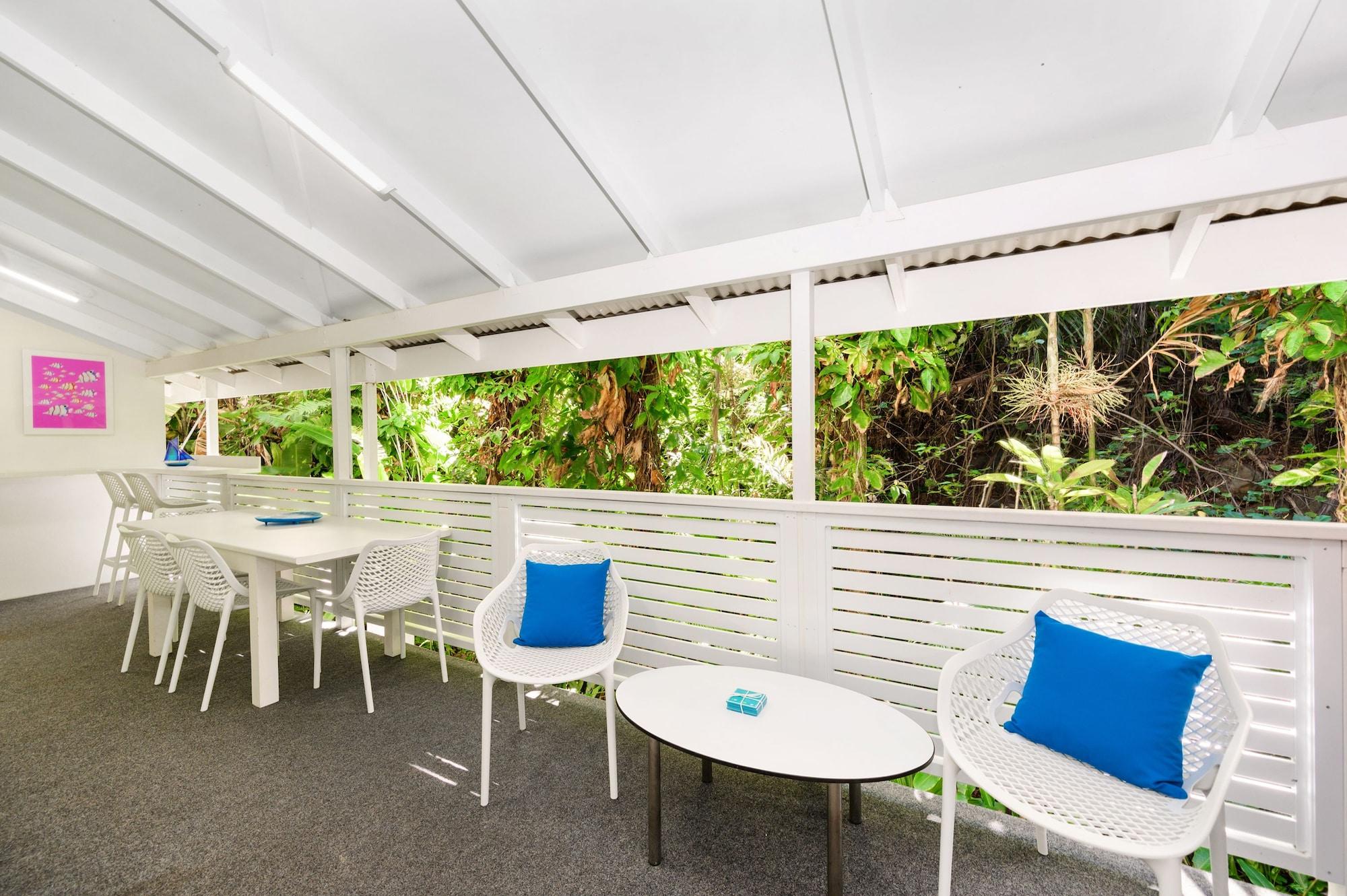 By The Sea Aparthotel Port Douglas