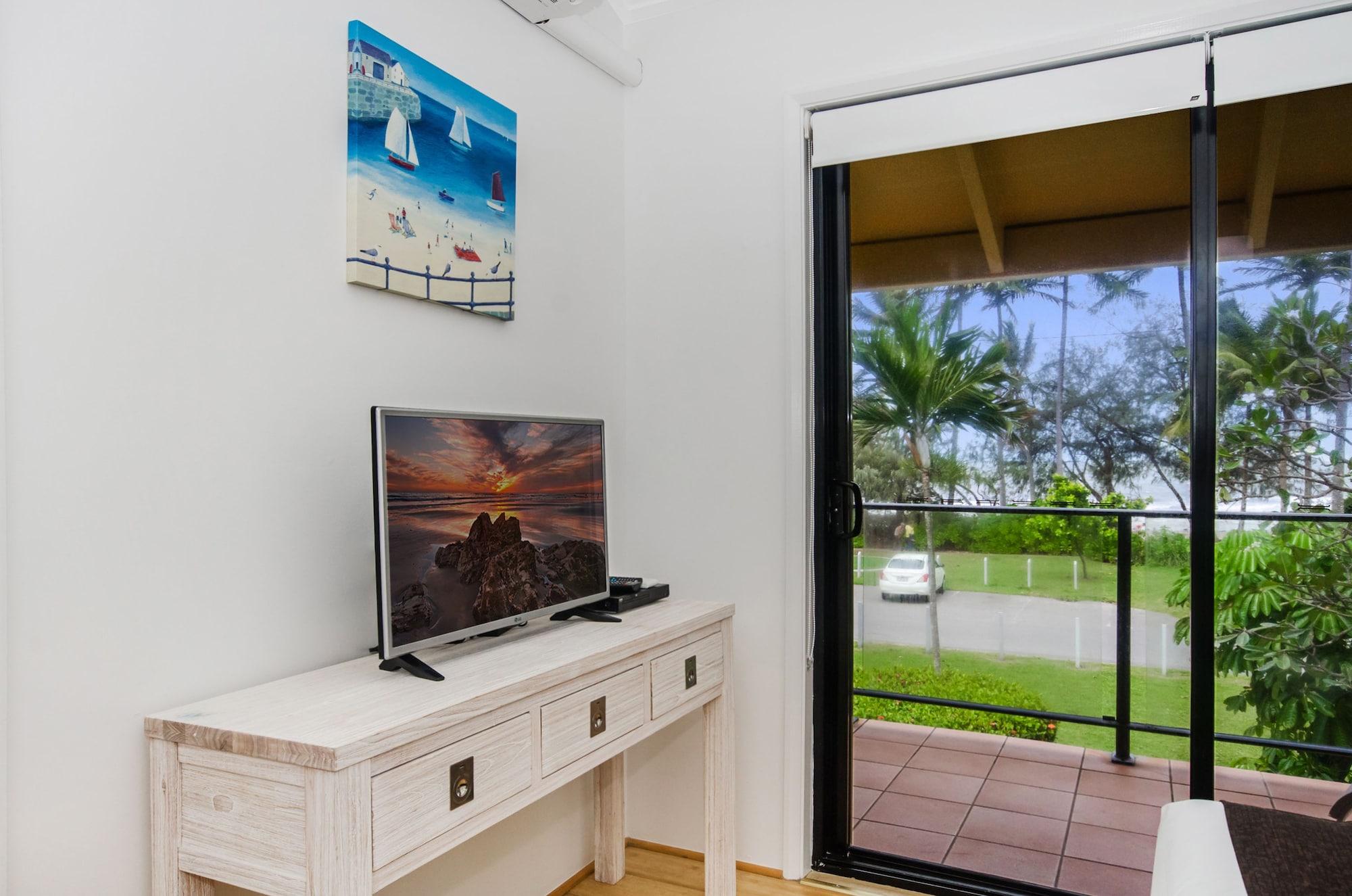 Aparthotel By The Sea Port Douglas