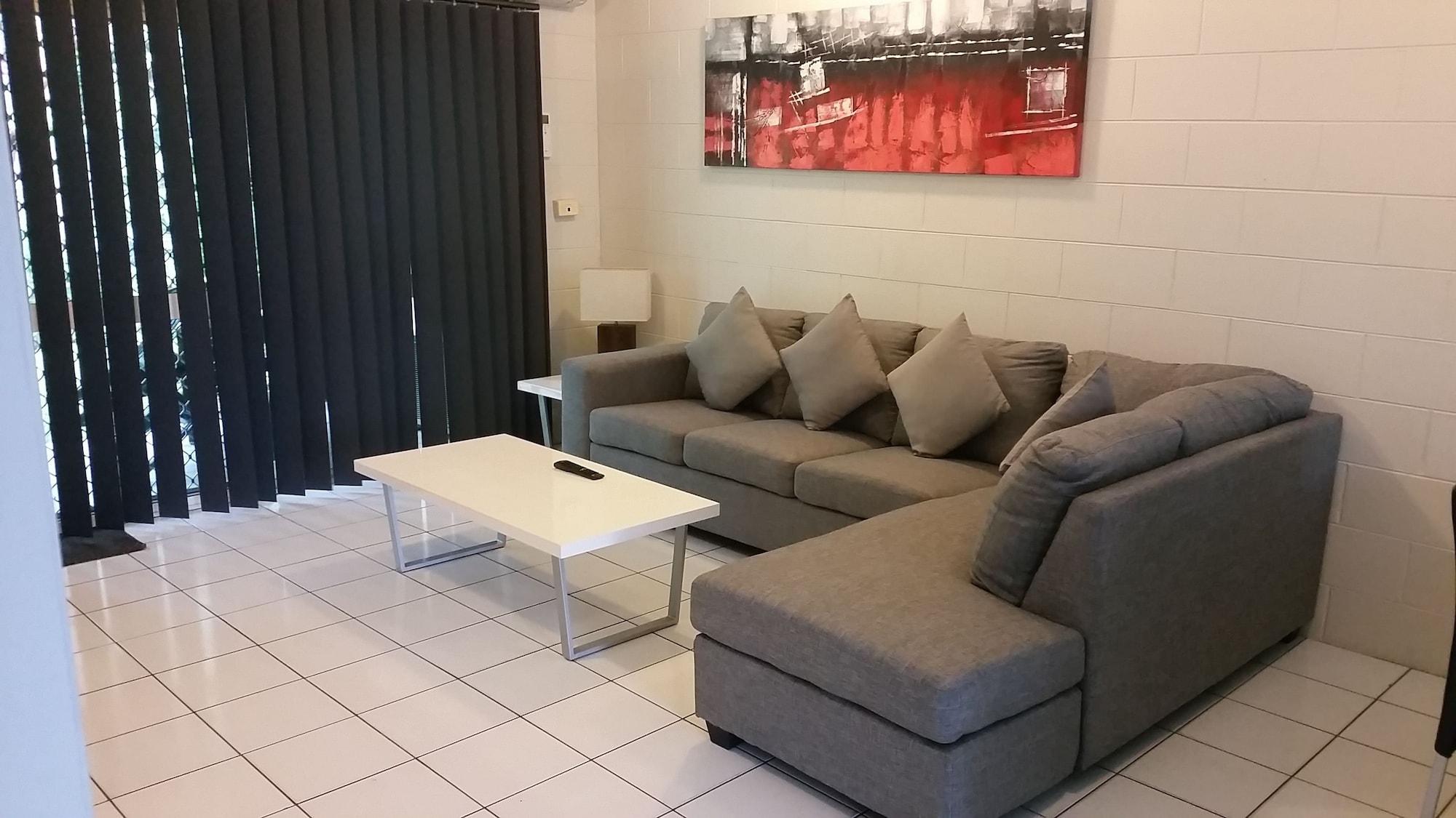 Aparthotel Titree Village 3*
