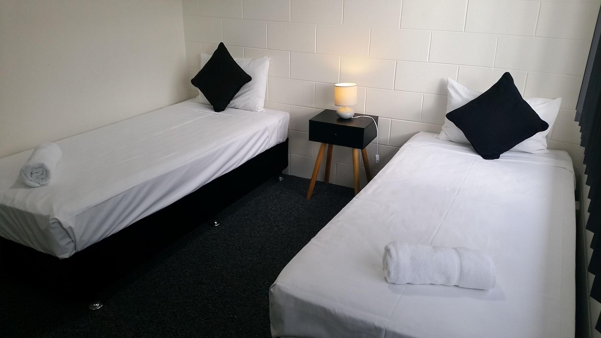 Aparthotel Titree Village 3*