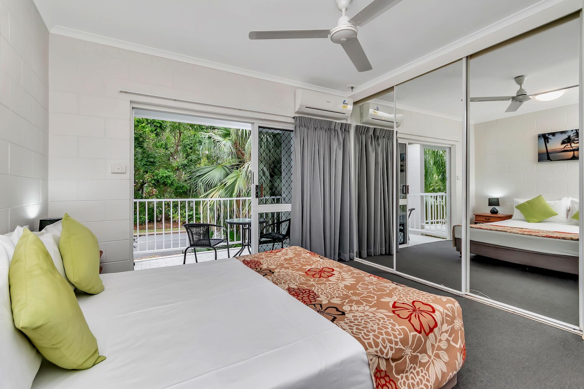 Aparthotel Titree Village