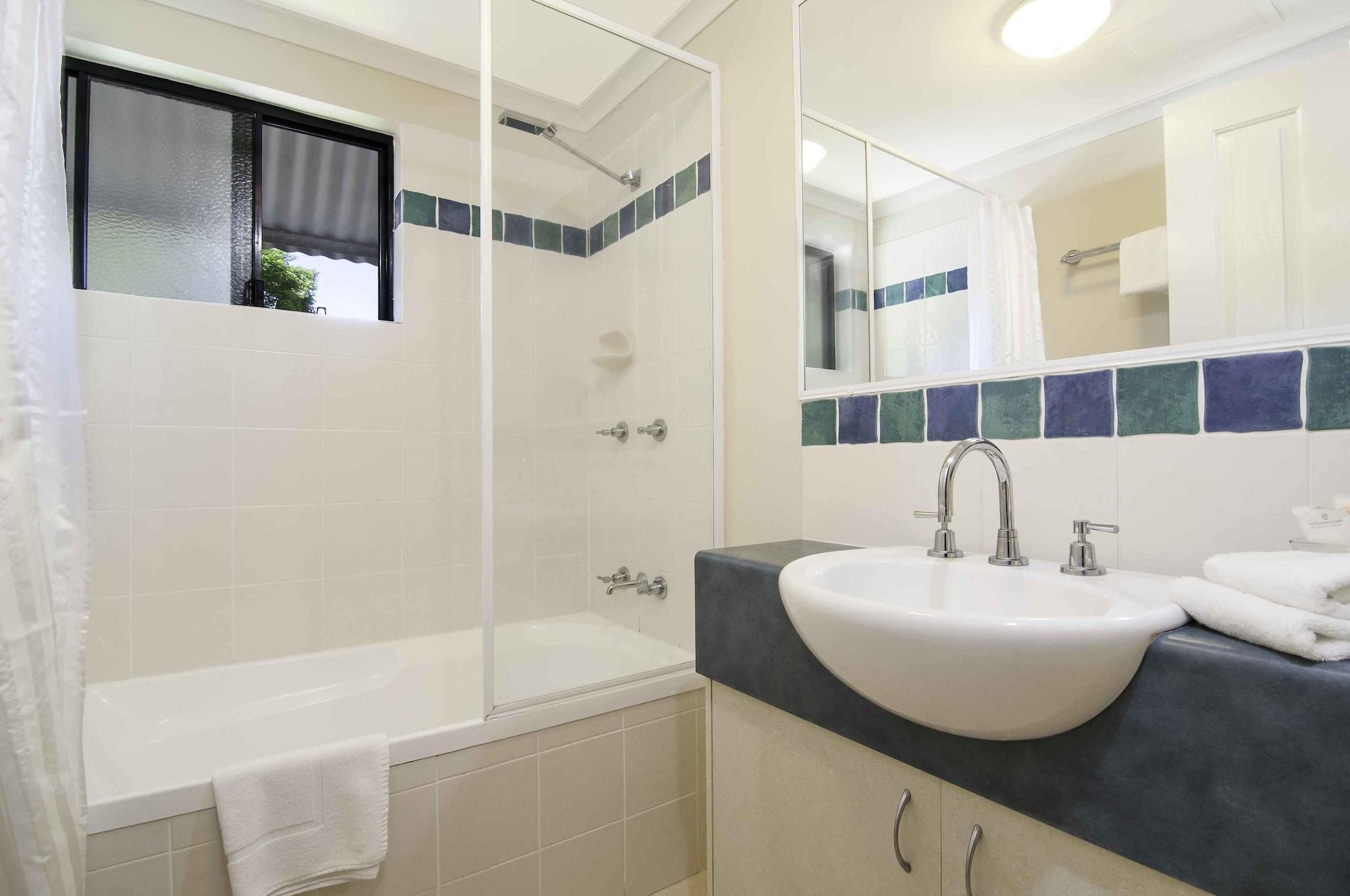 Aparthotel Bay 4*