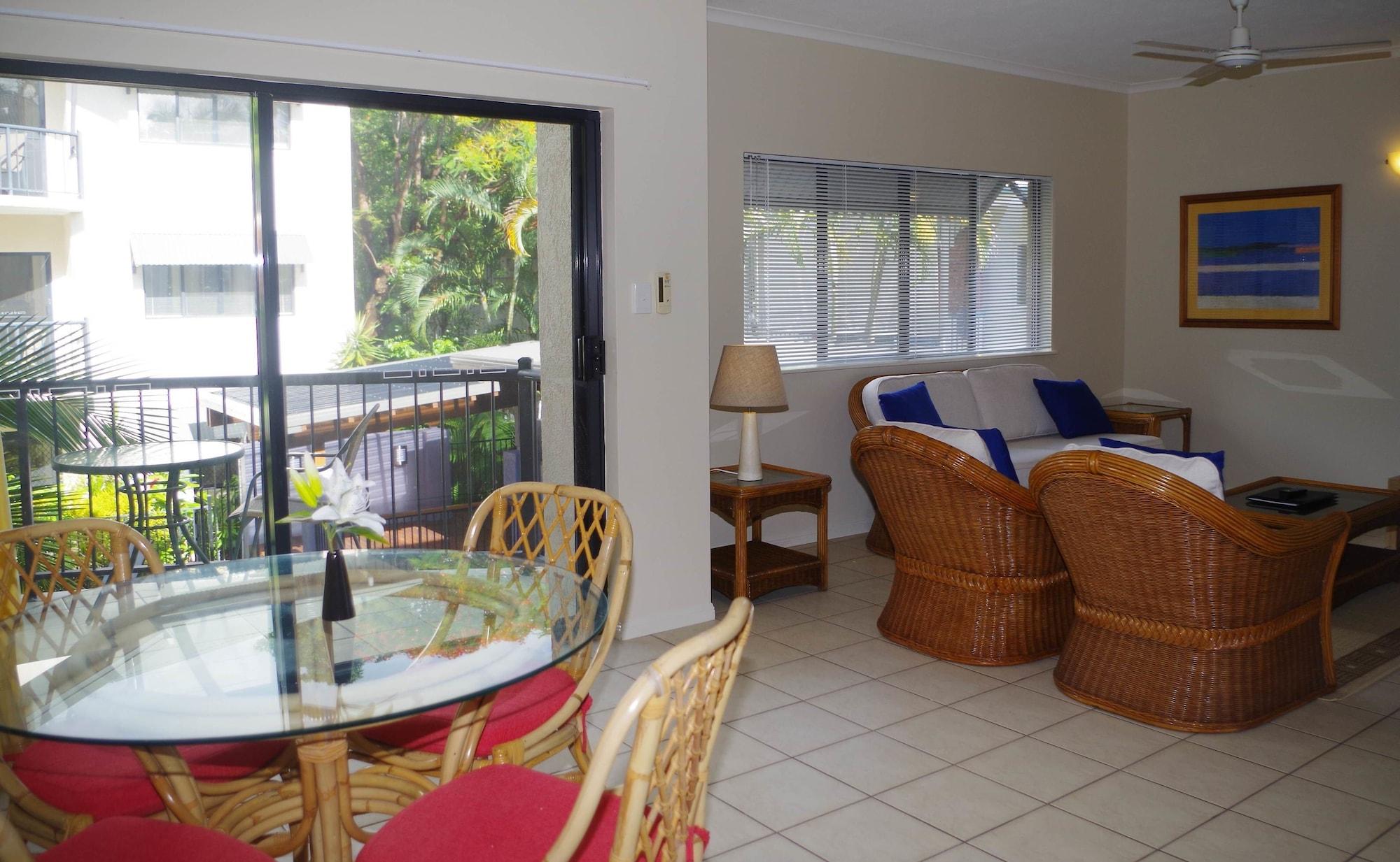 Bay 4* Port Douglas