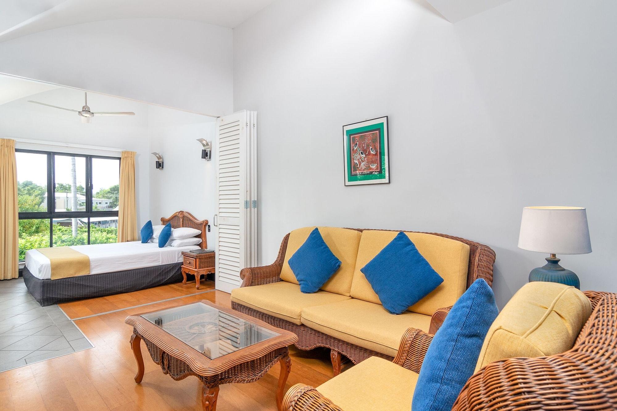 Dreamcatcher Beach-side Aparthotel 4*