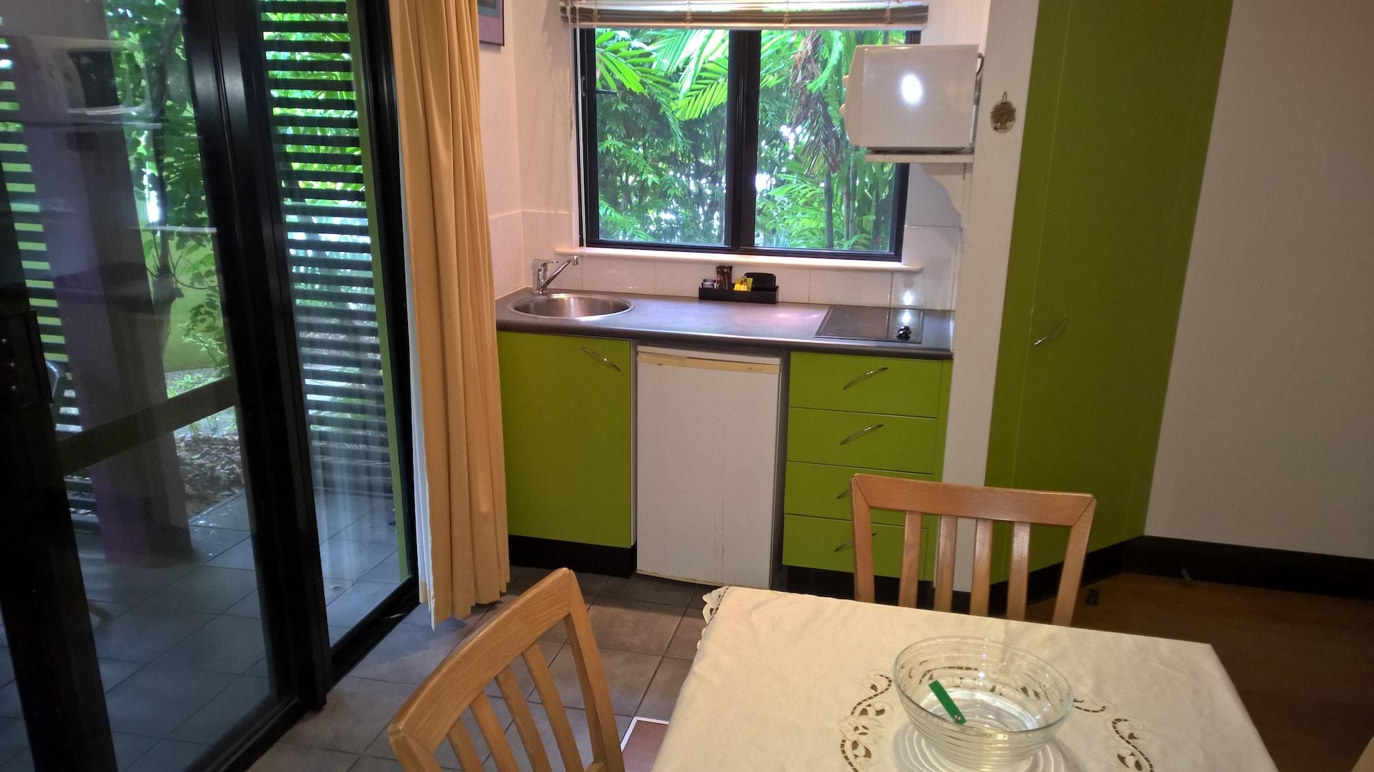 Aparthotel Dreamcatcher Beach-side 4*