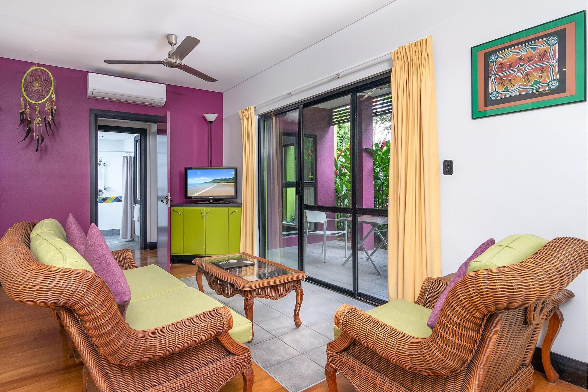 Dreamcatcher Beach-side Aparthotel 4*