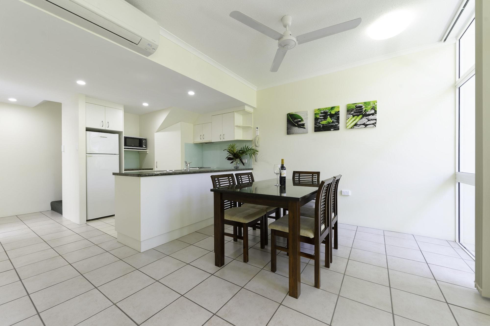 Tropical Nites 4* Port Douglas